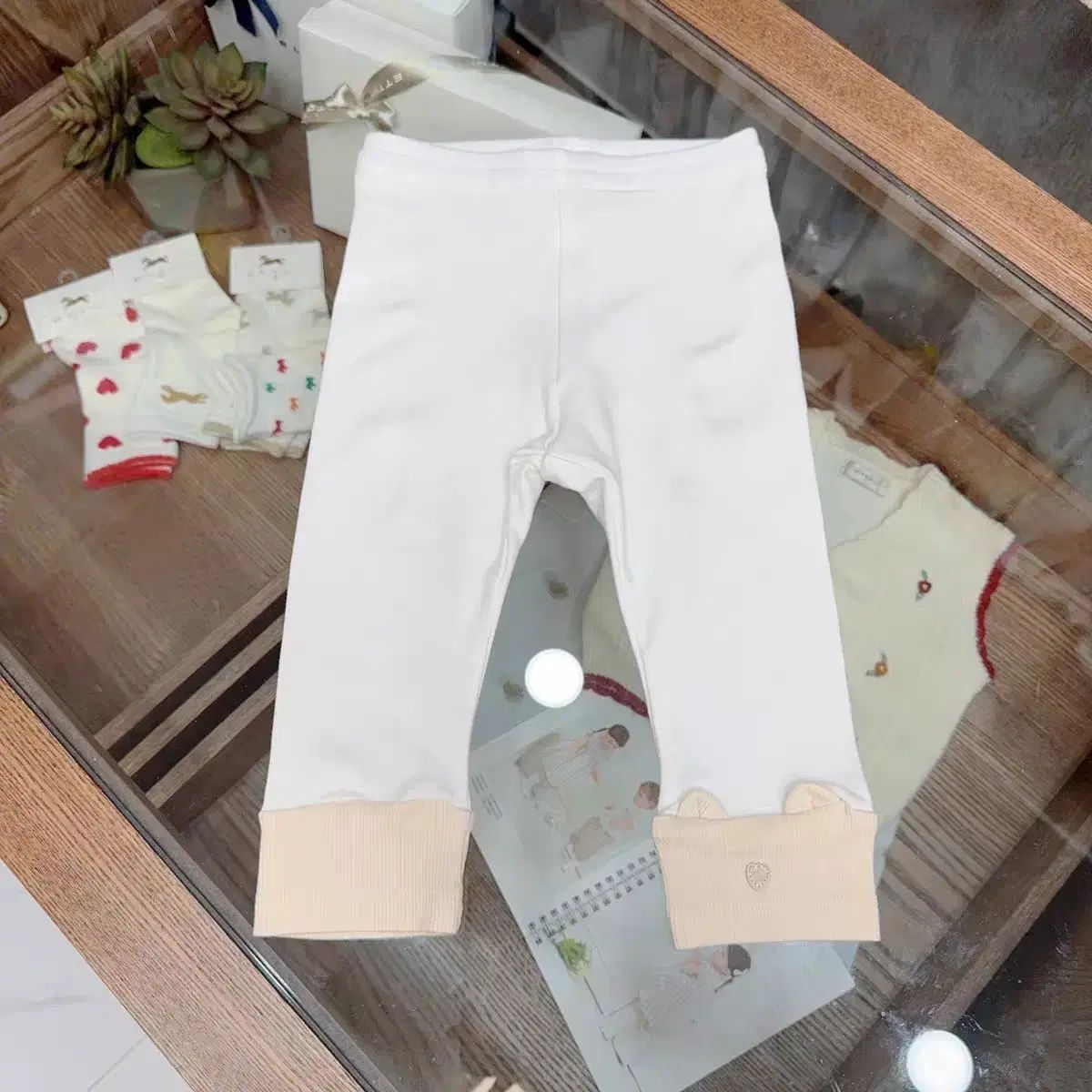 よしいちひろさんコラボ ヘリンボーン柄ウールベスト