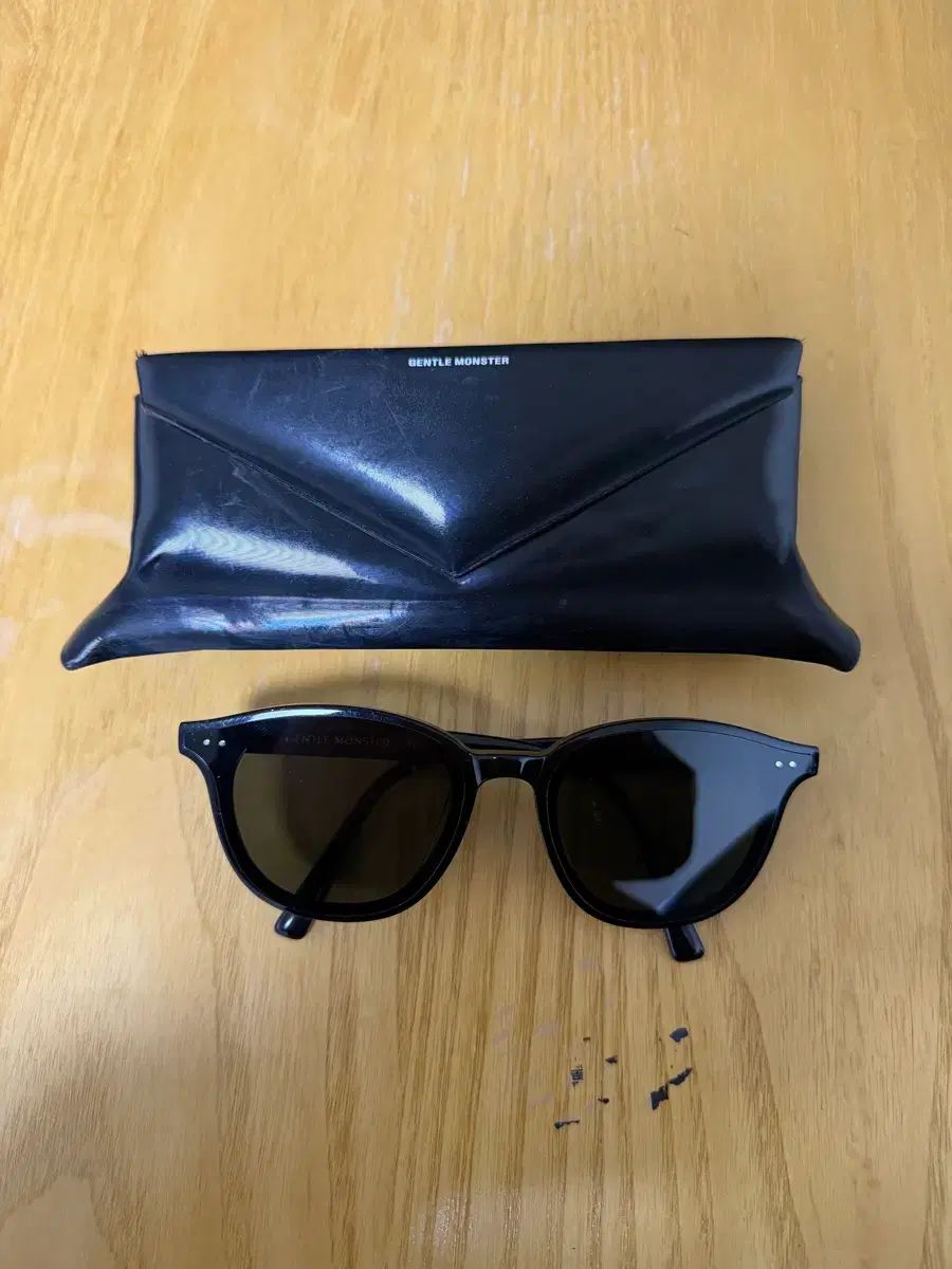 GENTLE MONSTER(ジェントルモンスター) フラットバー サングラス