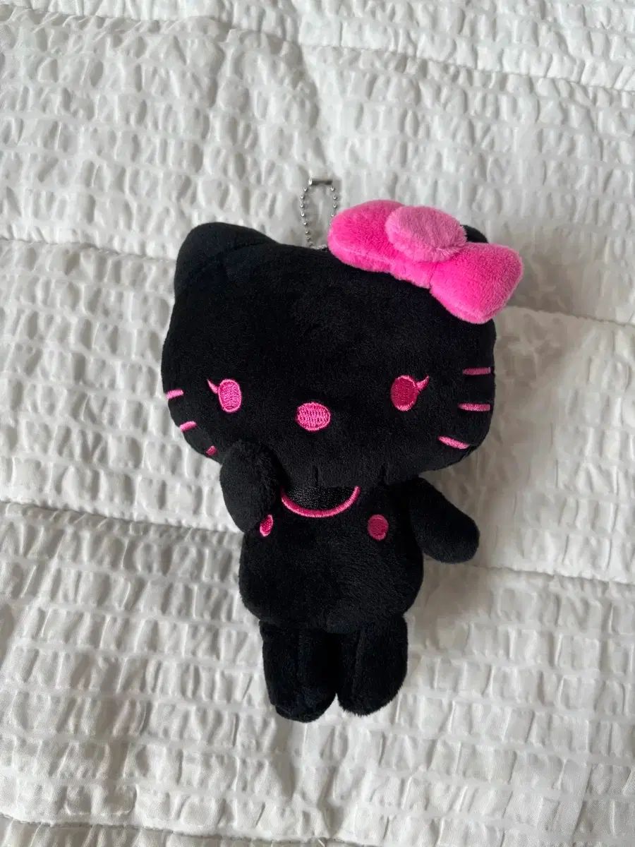 BLACKPINK ジス キティ ぬいぐるみ キーリング ブラック 韓国 BLACKPINK ジス キティ ぬいぐるみ キーリング ブラック 韓国 KITTY