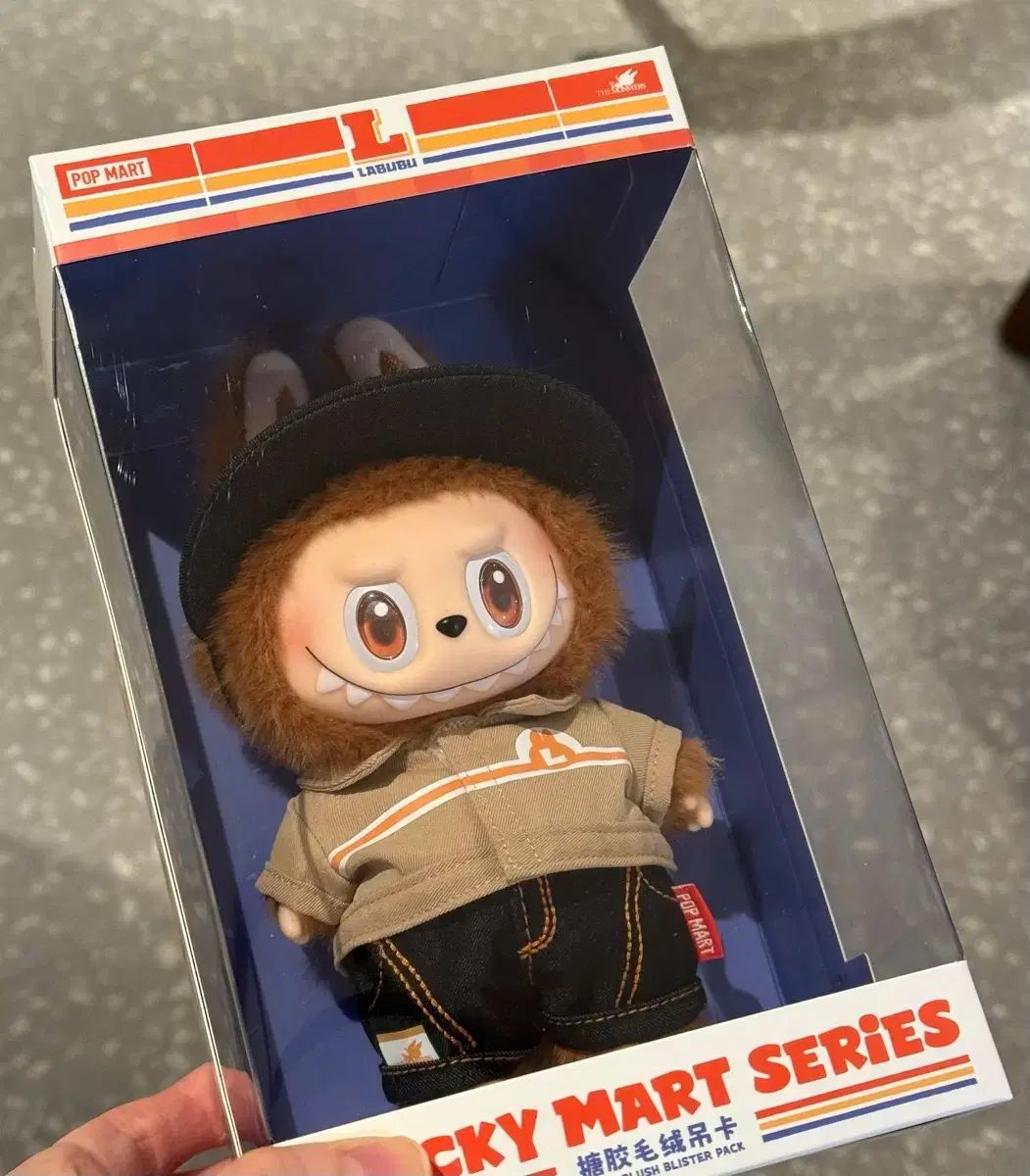 Labubuポップアップ 受賞コンビニ限定 Labubuキーホルダー 未開封 出品