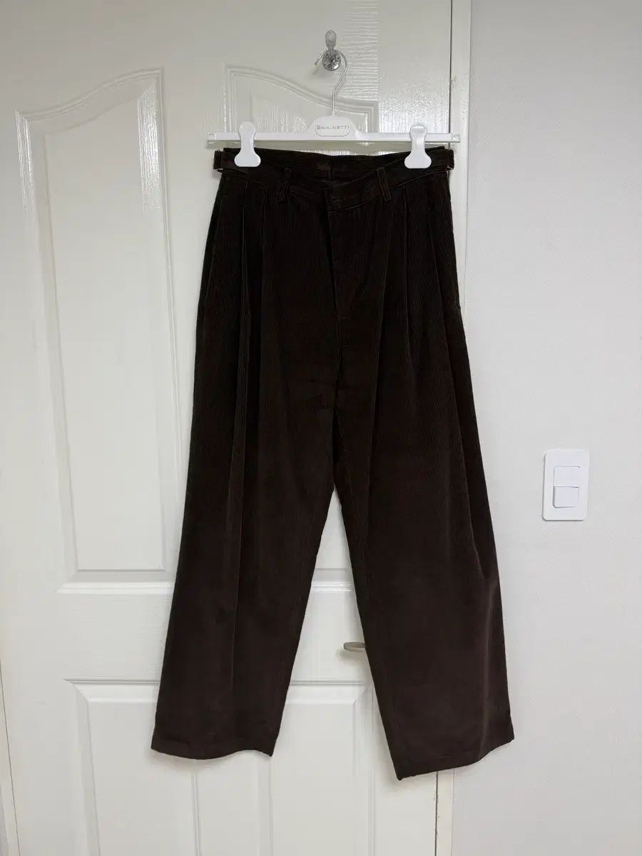 YUNION BLUE ユニオンブルー ツータック コーデュロイ ワイド パンツ ブラウン s