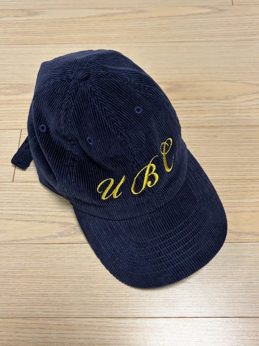 Urbanic 30 ubc コーデュロイ ベースボールキャップ