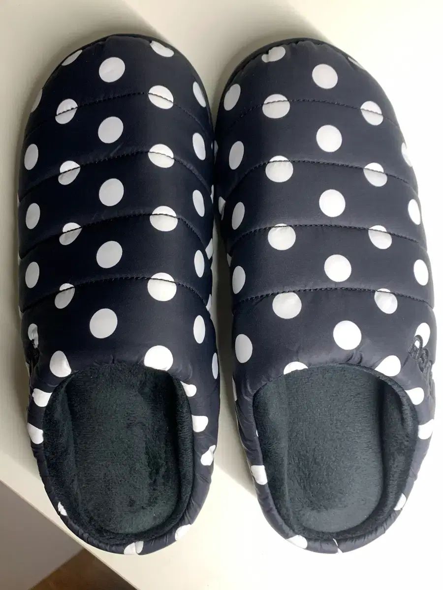 スブ ドット スリッパ 1 サイズ