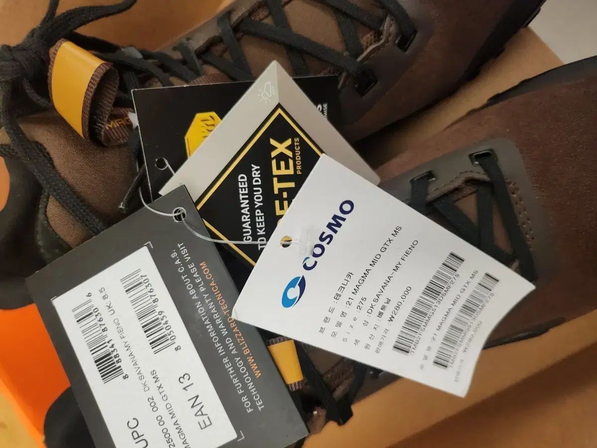 テックニカ マグマ ミッド GTX 275ミリ