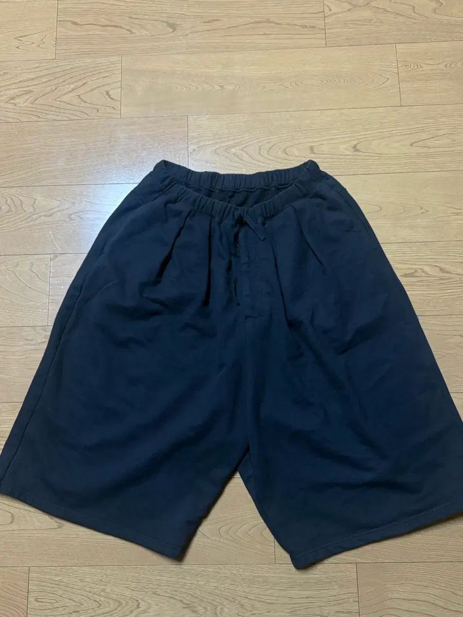 アンセルム 3 4 スウェットショーツ