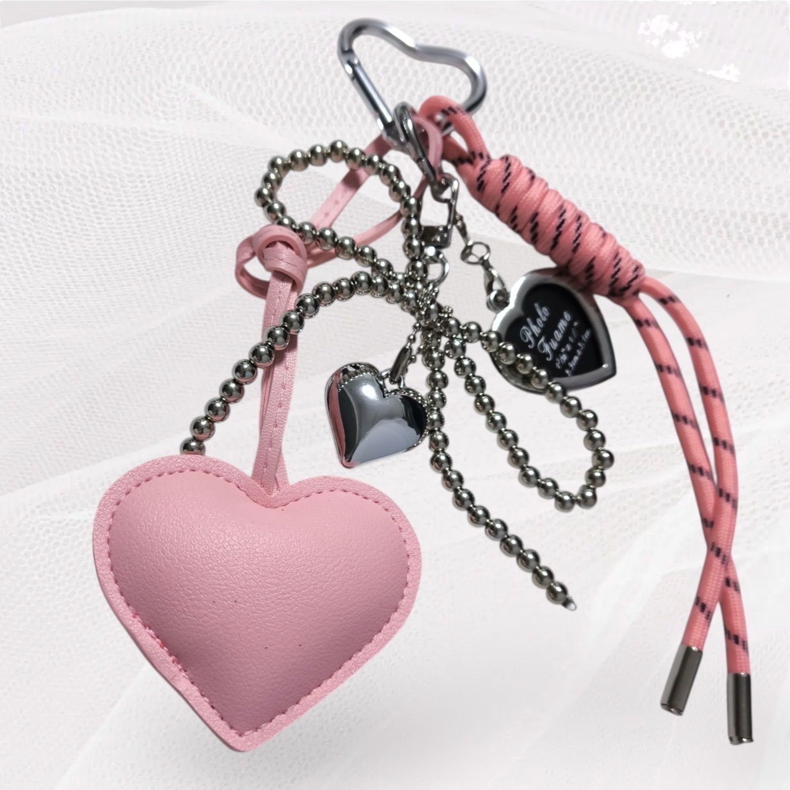 新品 ハート型ピンクキーホルダー チャーム キーリング バッグチャーム