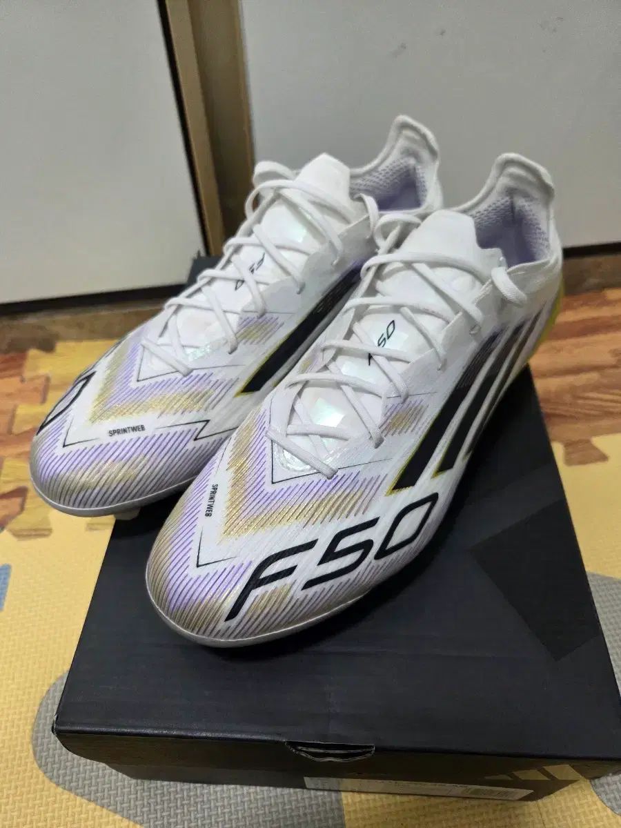 アディダス F 50 エリート 2 G 3 AG ロード オブ ヒーローズ トゥ グローリー パック 260