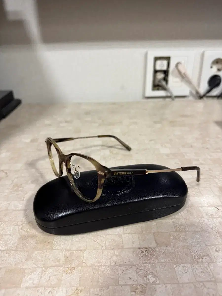 ウェリントン メガネ