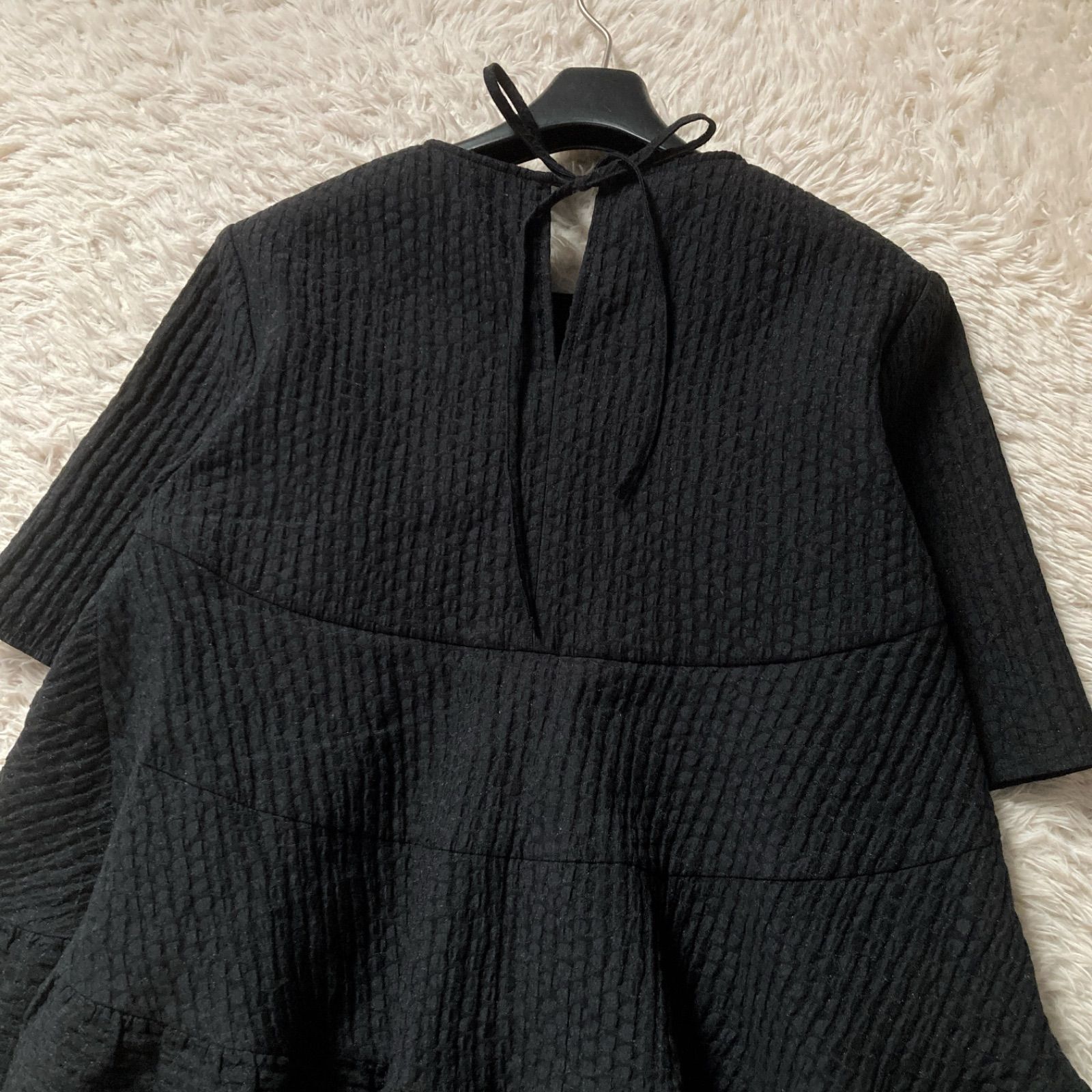 yori ヨリ 完売品 極美品 大人気 フクレティアードブラウス 半袖