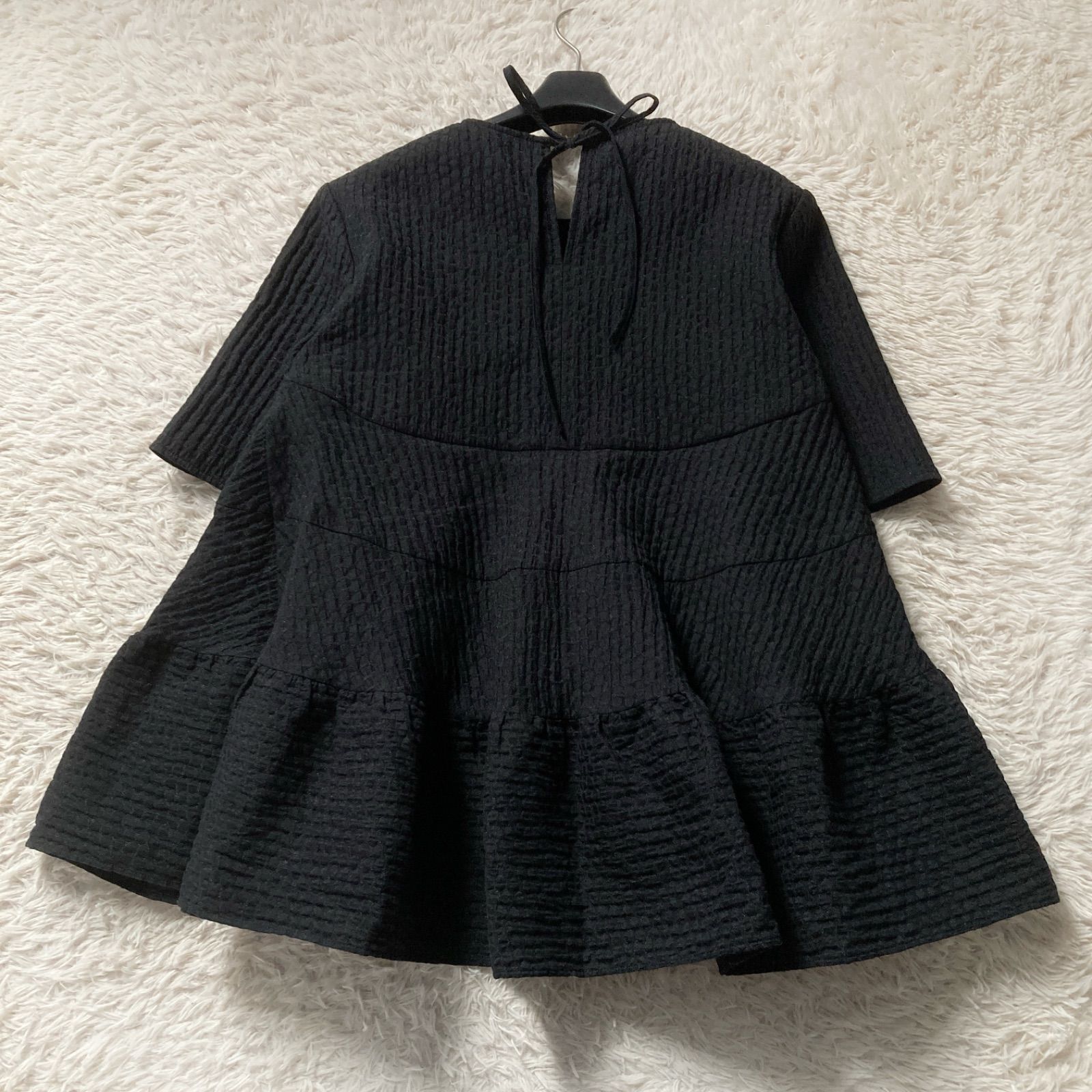 yori ヨリ 完売品 極美品 大人気 フクレティアードブラウス 半袖