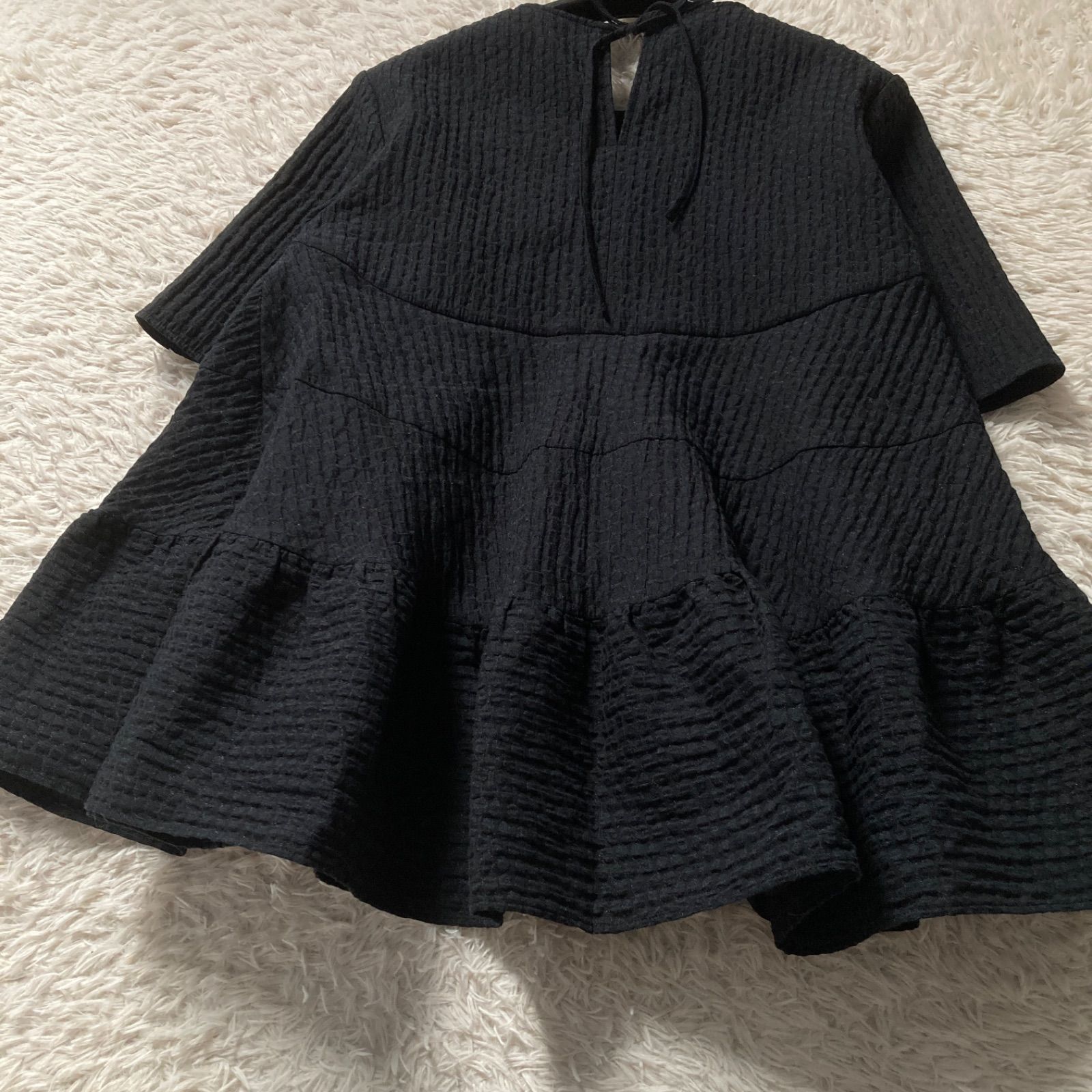 yori ヨリ 完売品 極美品 大人気 フクレティアードブラウス 半袖 