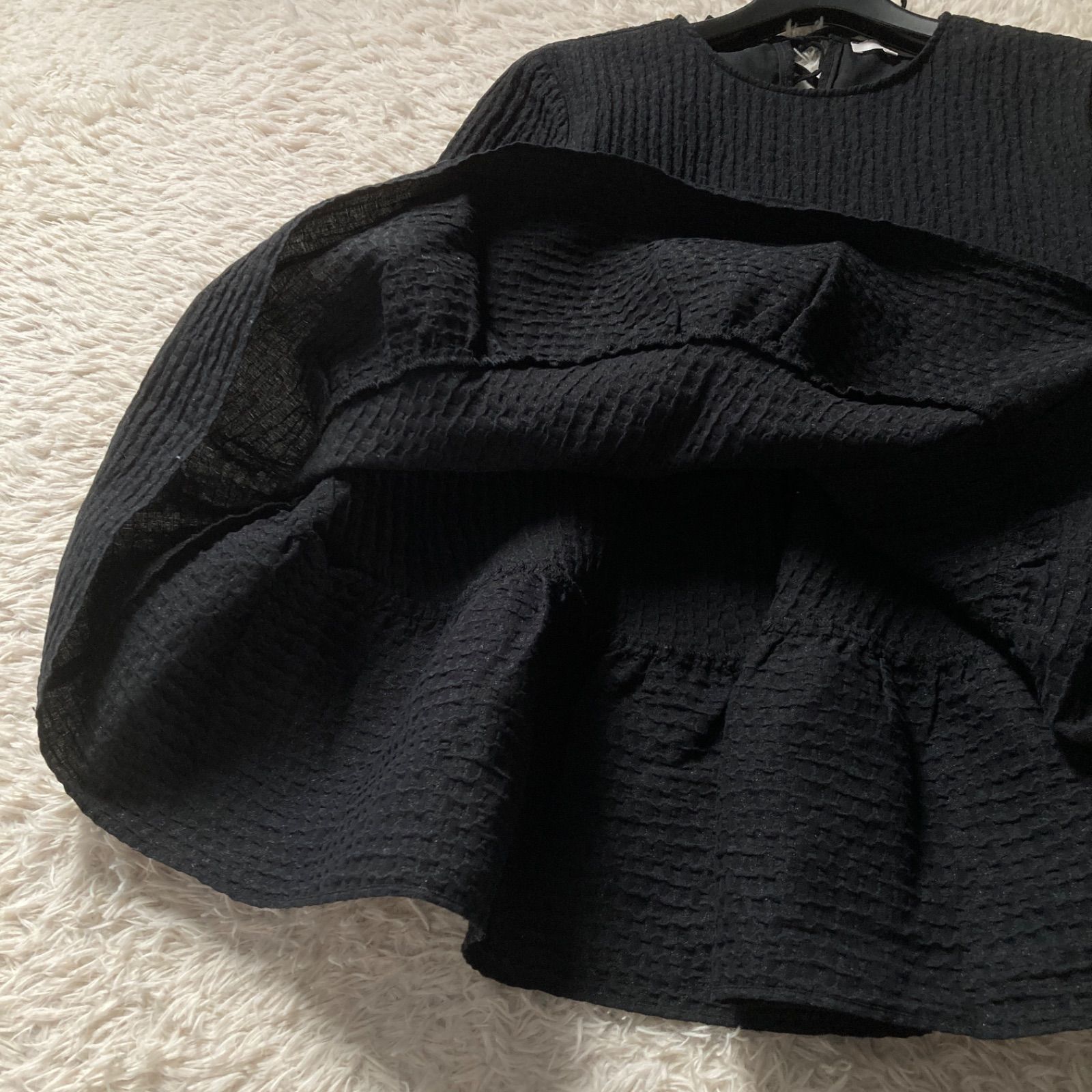 yori ヨリ 完売品 極美品 大人気 フクレティアードブラウス 半袖