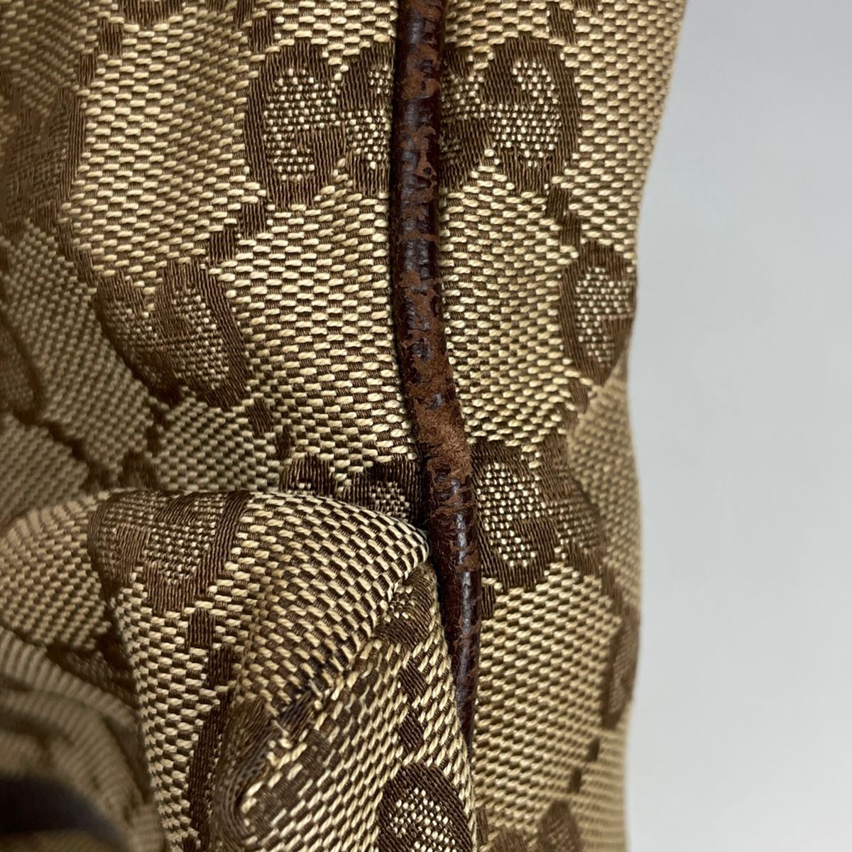 グッチ GUCCI GG柄 ショルダーバッグ 斜め掛け シェリーライン ウェブ