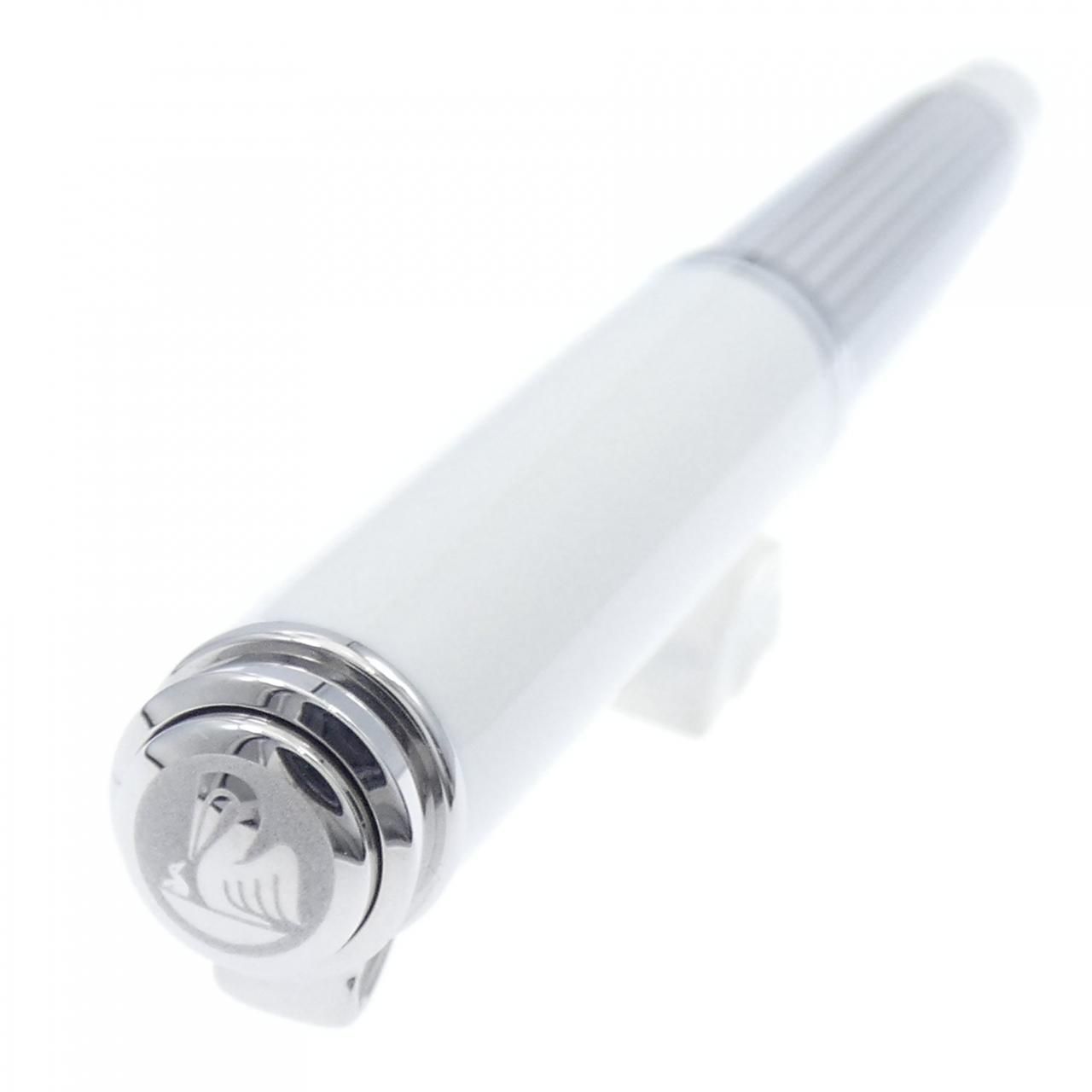 405シルバーホワイト