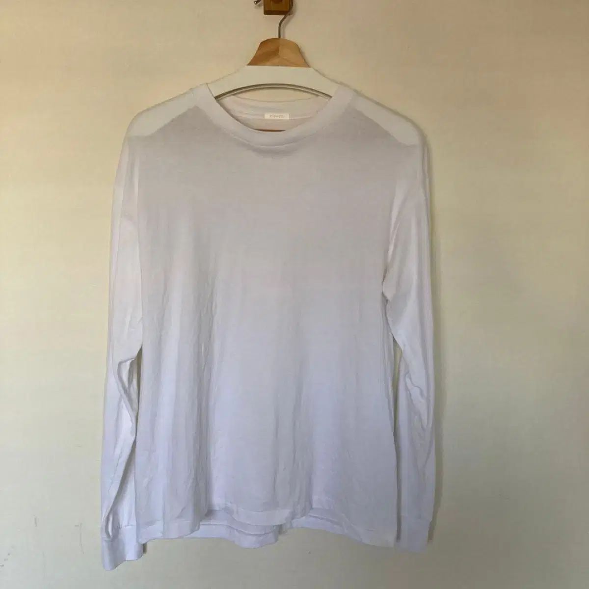 コモリ クルーネック 長袖Tシャツ 白 2