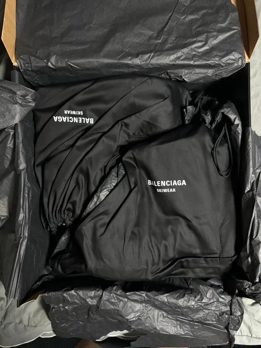 45 46 バレンシアガ スキーウェア アラスカ ナイロン ロー スキーブーツ ブラック