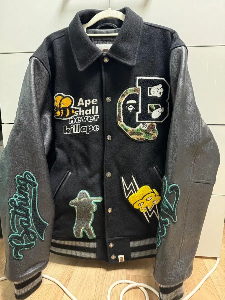 A BATHING APE アベイシングエイプ スタジャン XL - メルカリ