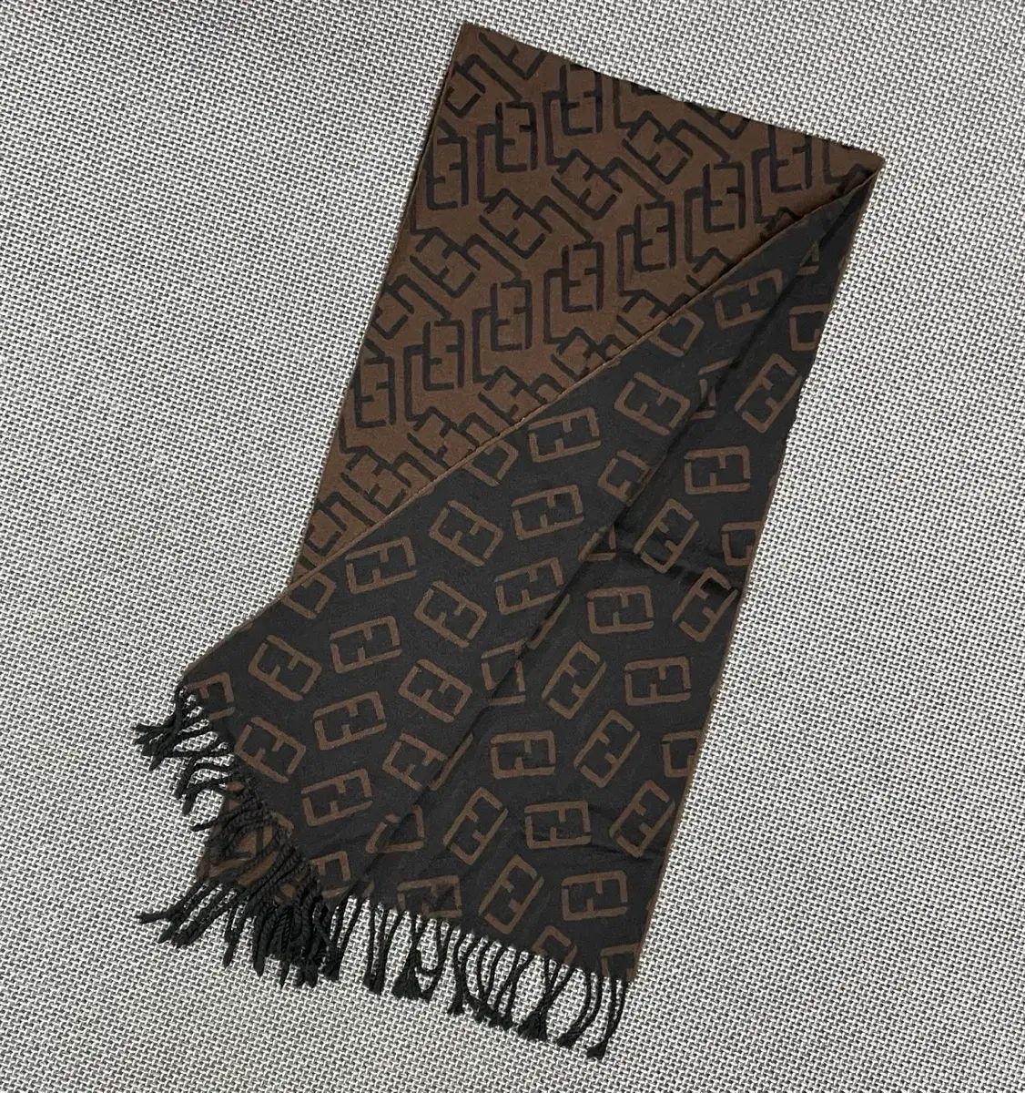 FENDI フェンディ FF ロゴ ウール マフラー ブラウン/ブラック - メルカリ