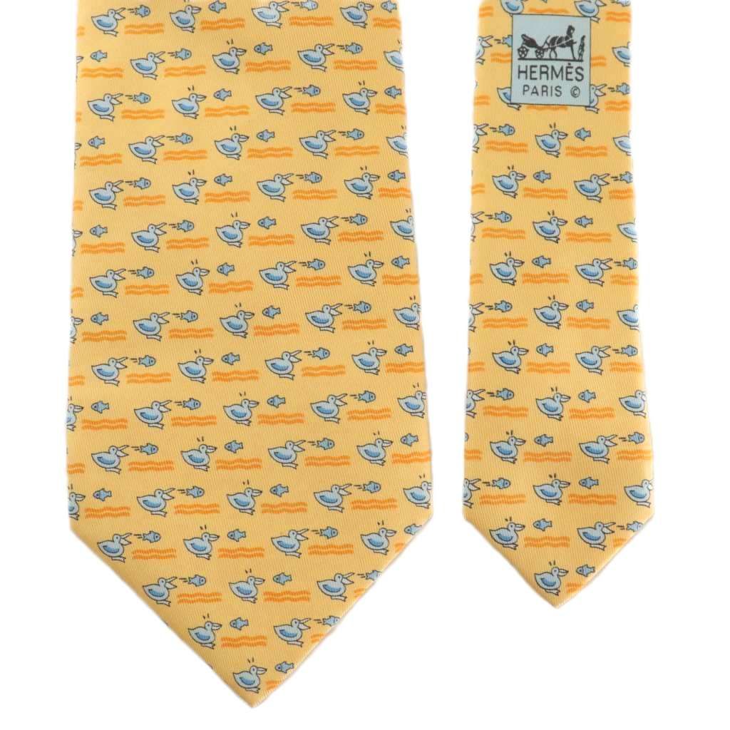 HERMÈSネクタイスキー柄 山とヤギの総柄イエロー シルク極美品箱付 HERMÈSネクタイスキー柄 山とヤギの総柄イエロー シルク極美品箱