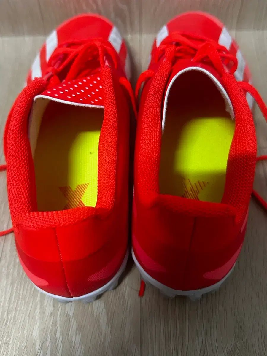 アディダス クレイジーホットソース Crazy Ver. サッカーシューズ 265