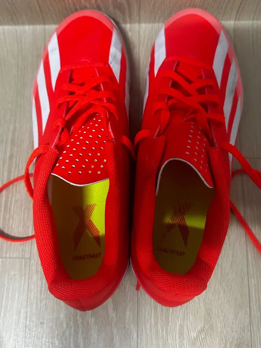 アディダス クレイジーホットソース Crazy Ver. サッカーシューズ 265