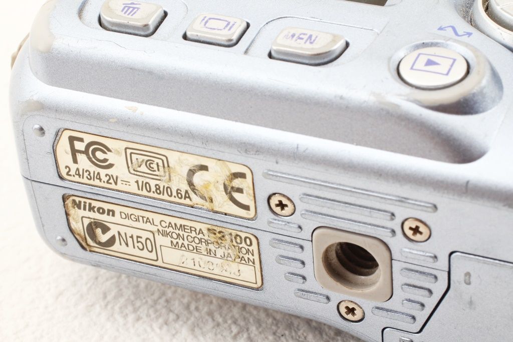 ジャンク Nikon ニコン COOLPIX 2100 コンデジ 200万画素 - メルカリ