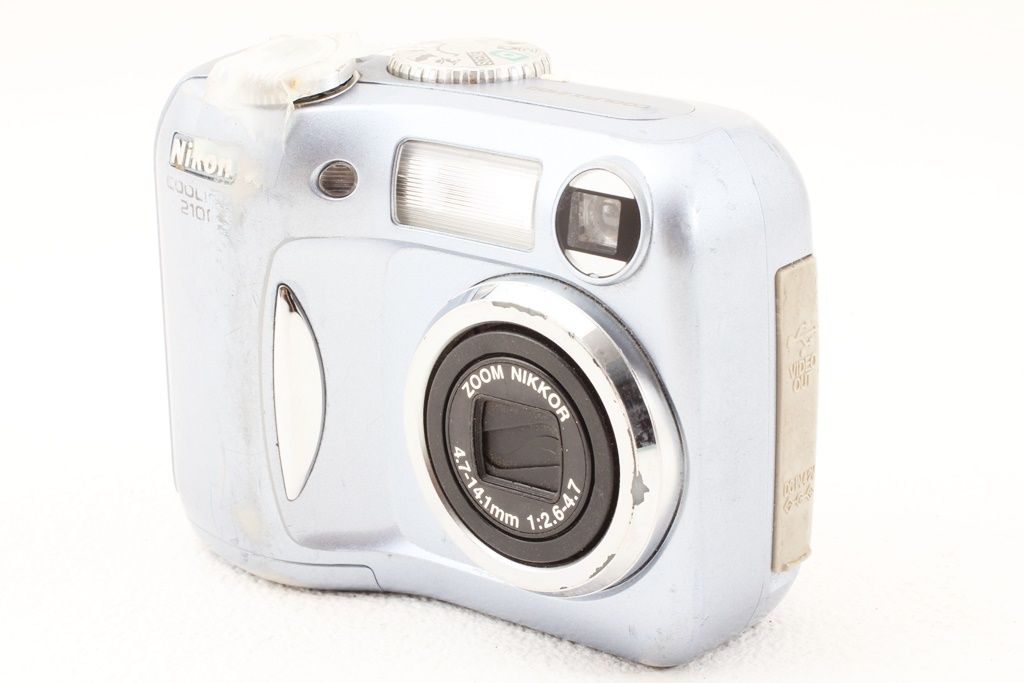 Nikon COOLPIX ジャンク品×2 ジャンク Nikon ニコン COOLPIX 2100 コンデジ 200万画素 - メルカリ
