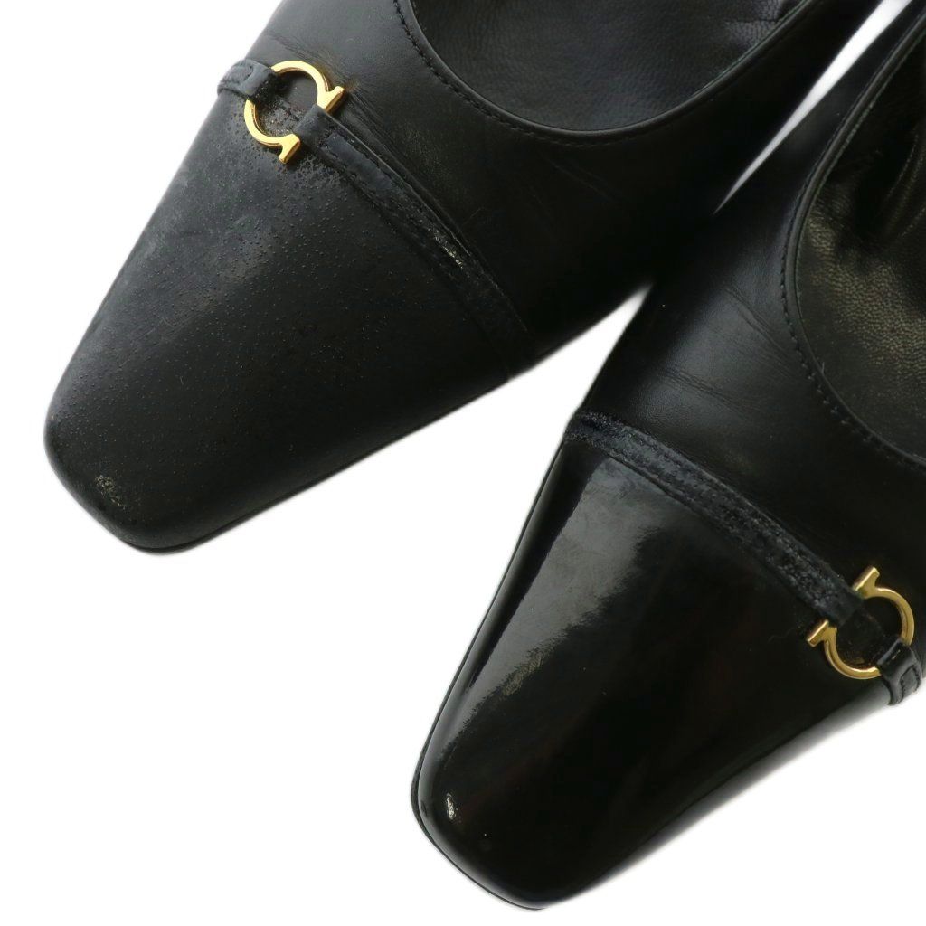 サルヴァトーレフェラガモ Salvatore Ferragamo パンプス レザー