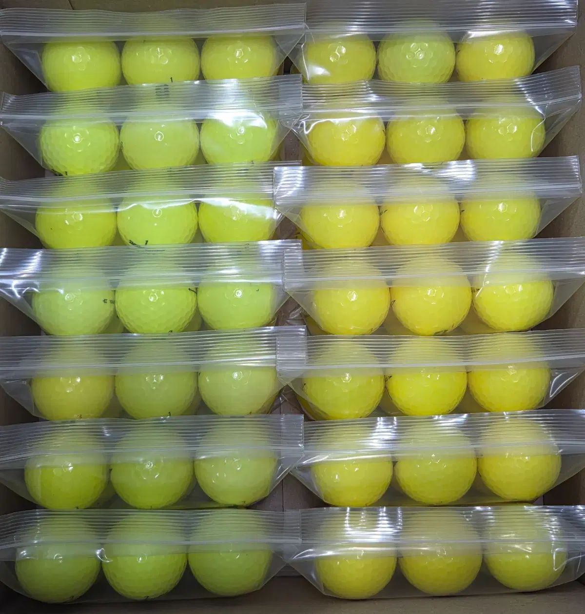 ブリヂストン A級 光沢 COLOR ロストボール 120球 ゴルフボール shop取引では対象外 スパイクシューズ その他 