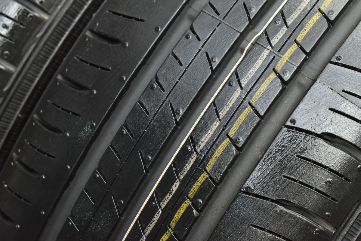 新車外し品 ダンロップ