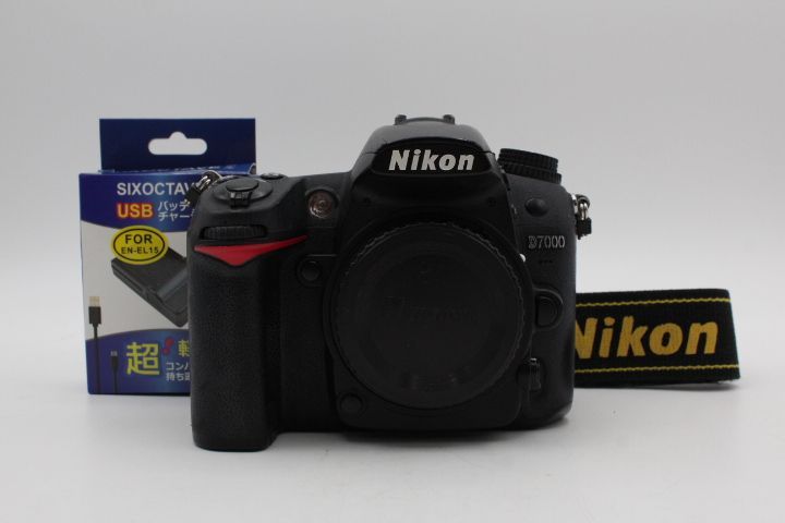 並品 NIKON ニコン デジタル一眼レフカメラ D 7000 ボディー