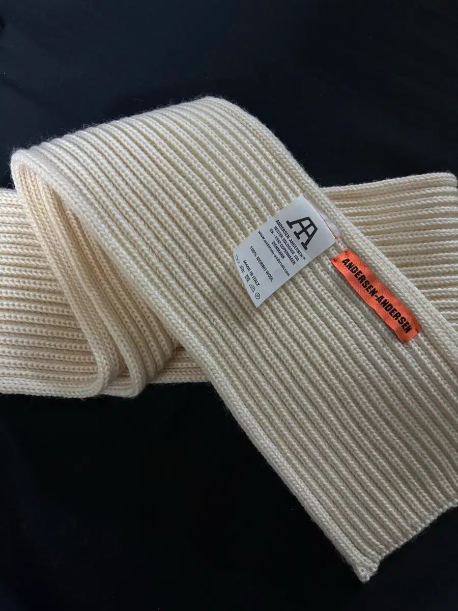Andersen アンデルセン マフラー 白