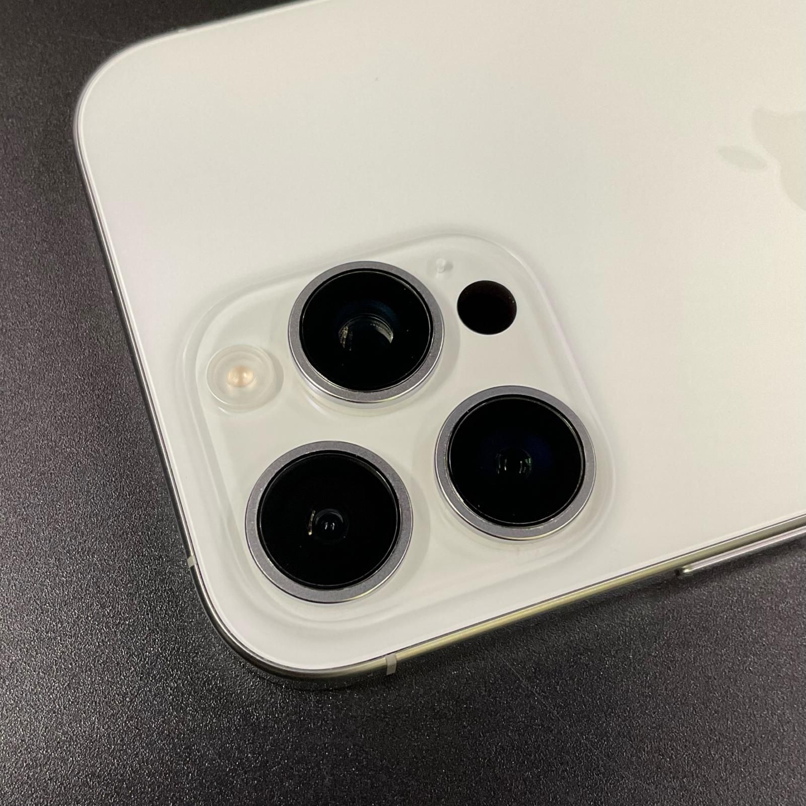 iPhone 16 Pro Max 256GB ホワイトチタニウム SIMフリー 白ロム 美品