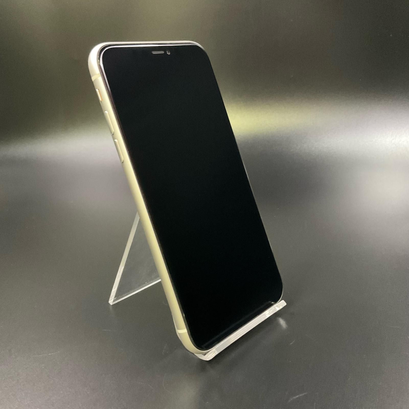 iPhone 11 128 GB ホワイト au 白ロム 84