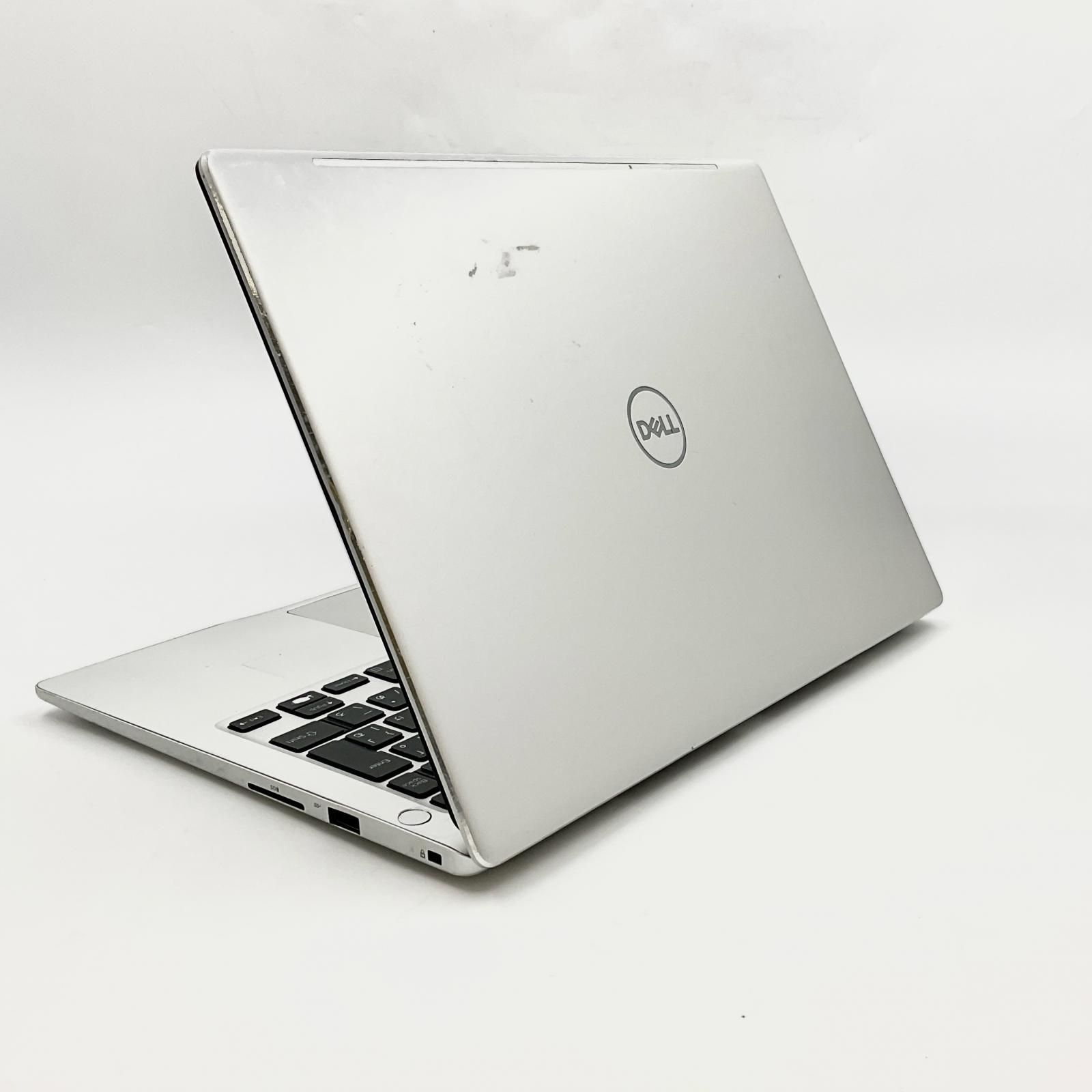 DELL Inspiron P 83 G 002 i 7-8565 U 8 GB SSD 2 TB 難有