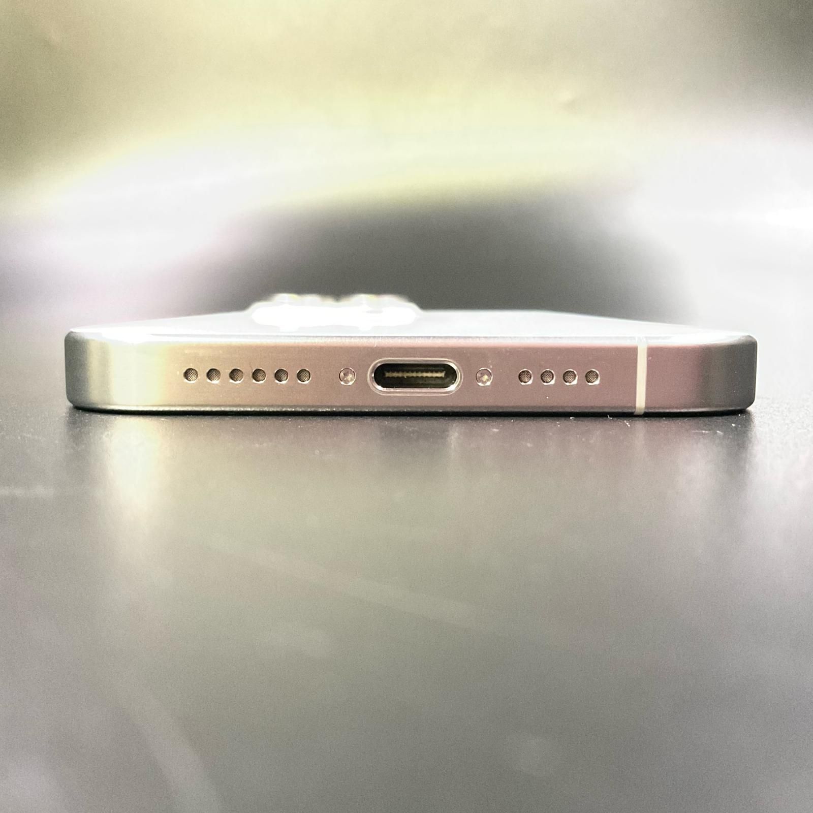 iPhone 15 Pro Max 1TB ホワイトチタニウム SIMフリー 白ロム 美品