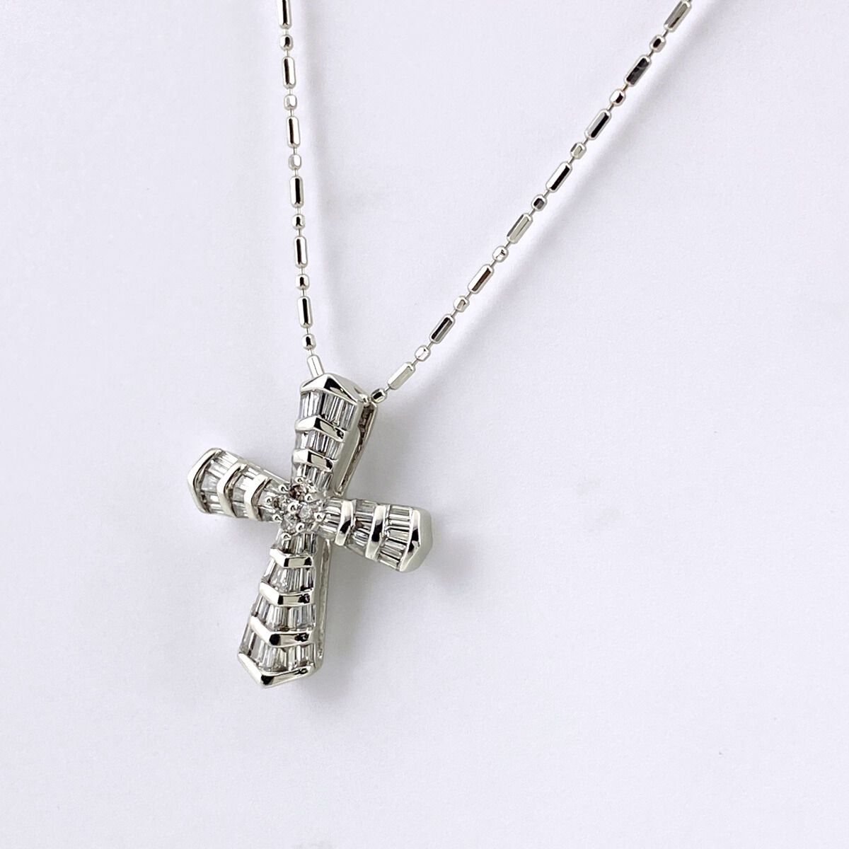 K18YG⁄WG クロスモチーフ ペンダントトップ WG 2カラー クロス