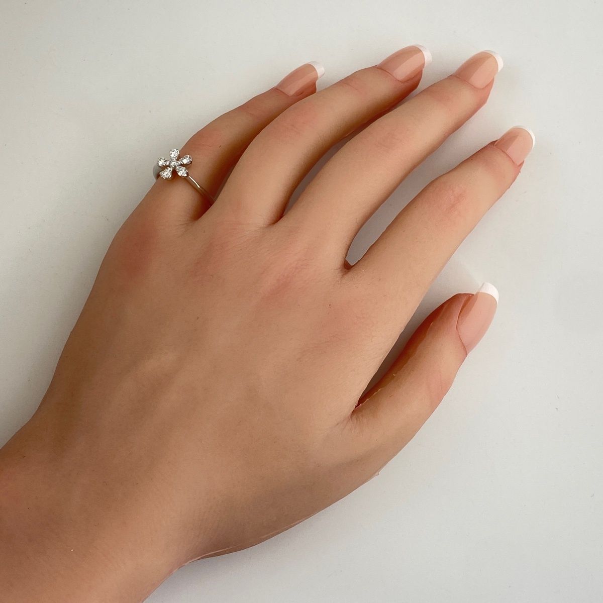 フラワーモチーフ デザインリング WG ホワイトゴールド 指輪