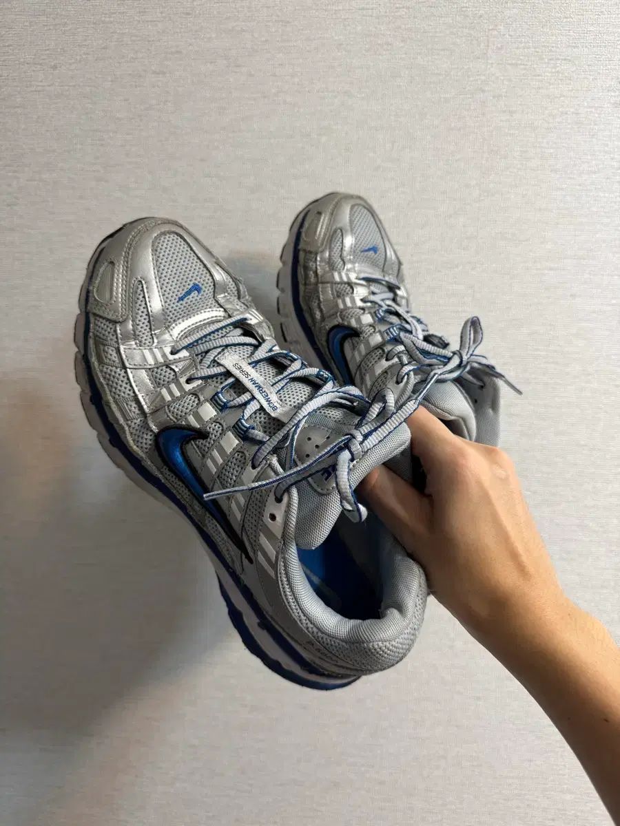 ナイキ P 6000 シルバー ブルー スニーカー メタリックシルバー