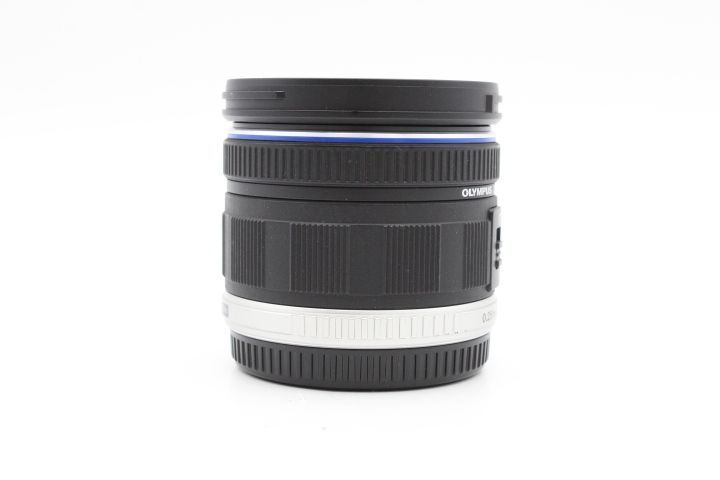 オリンパス 超広角ズームレンズ