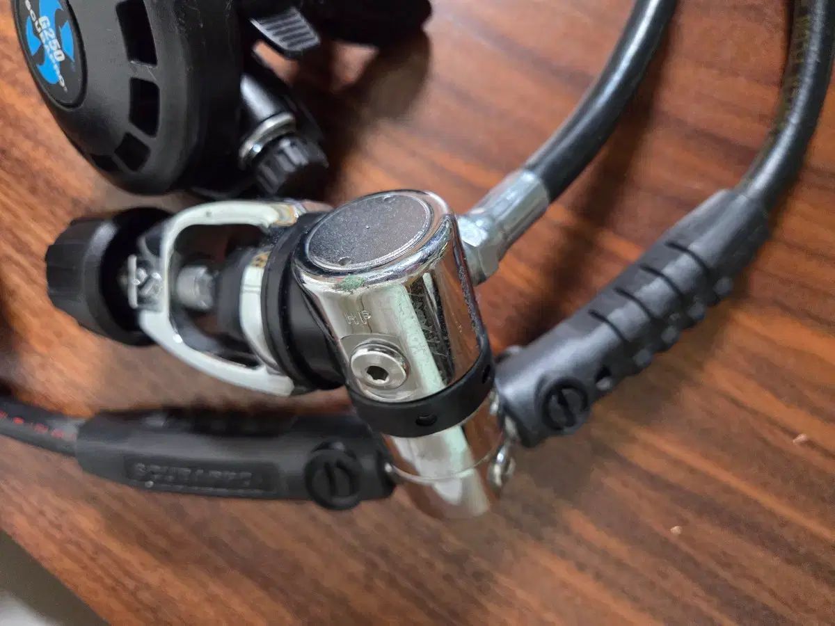 スキューバプロ