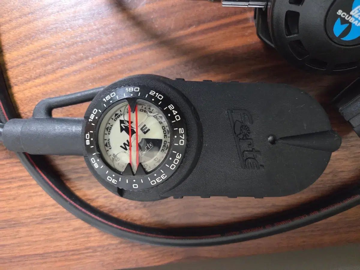 スキューバプロ