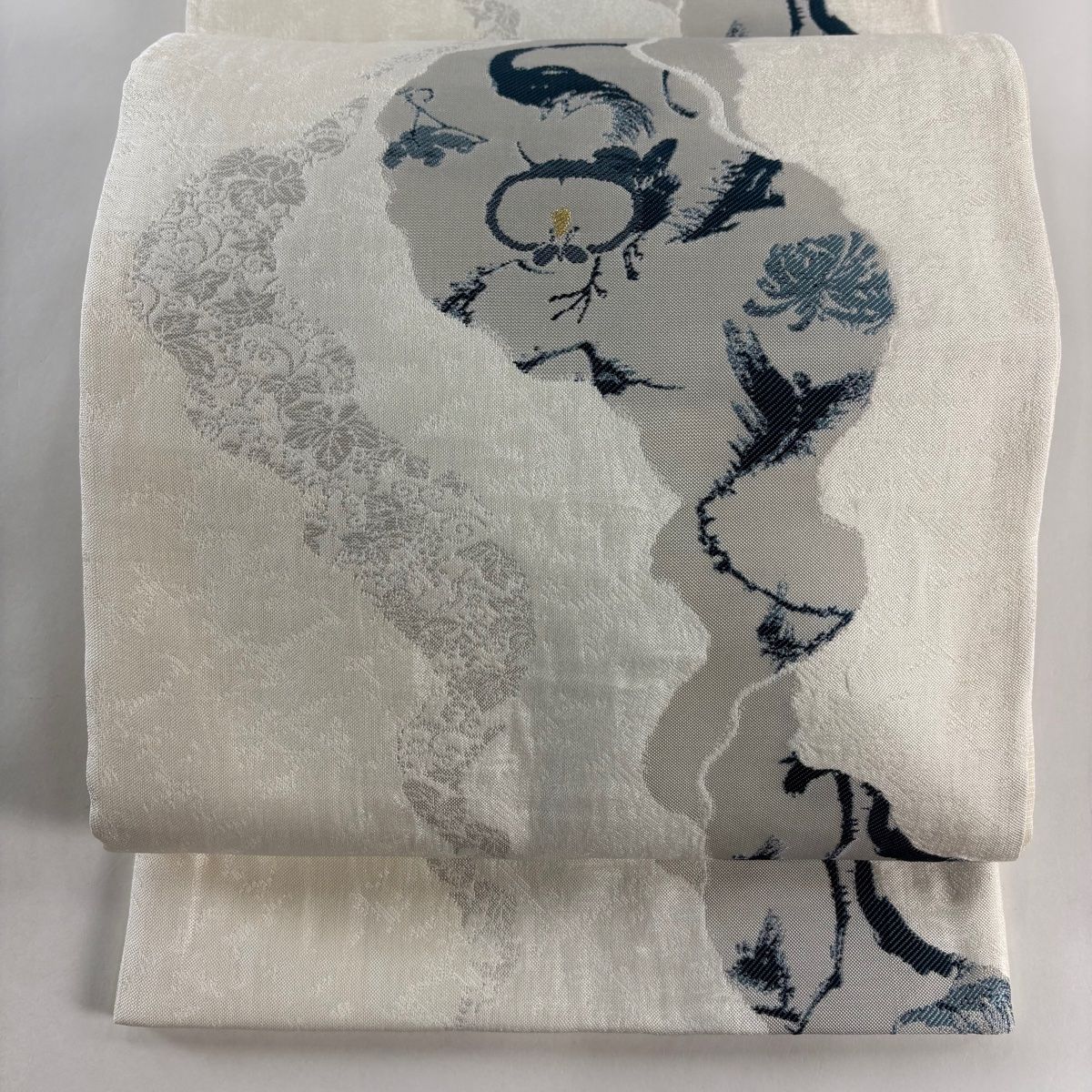 袋帯 名品 夏帯 菊 霞 金糸 白 六通 正絹 【中古】 - メルカリ