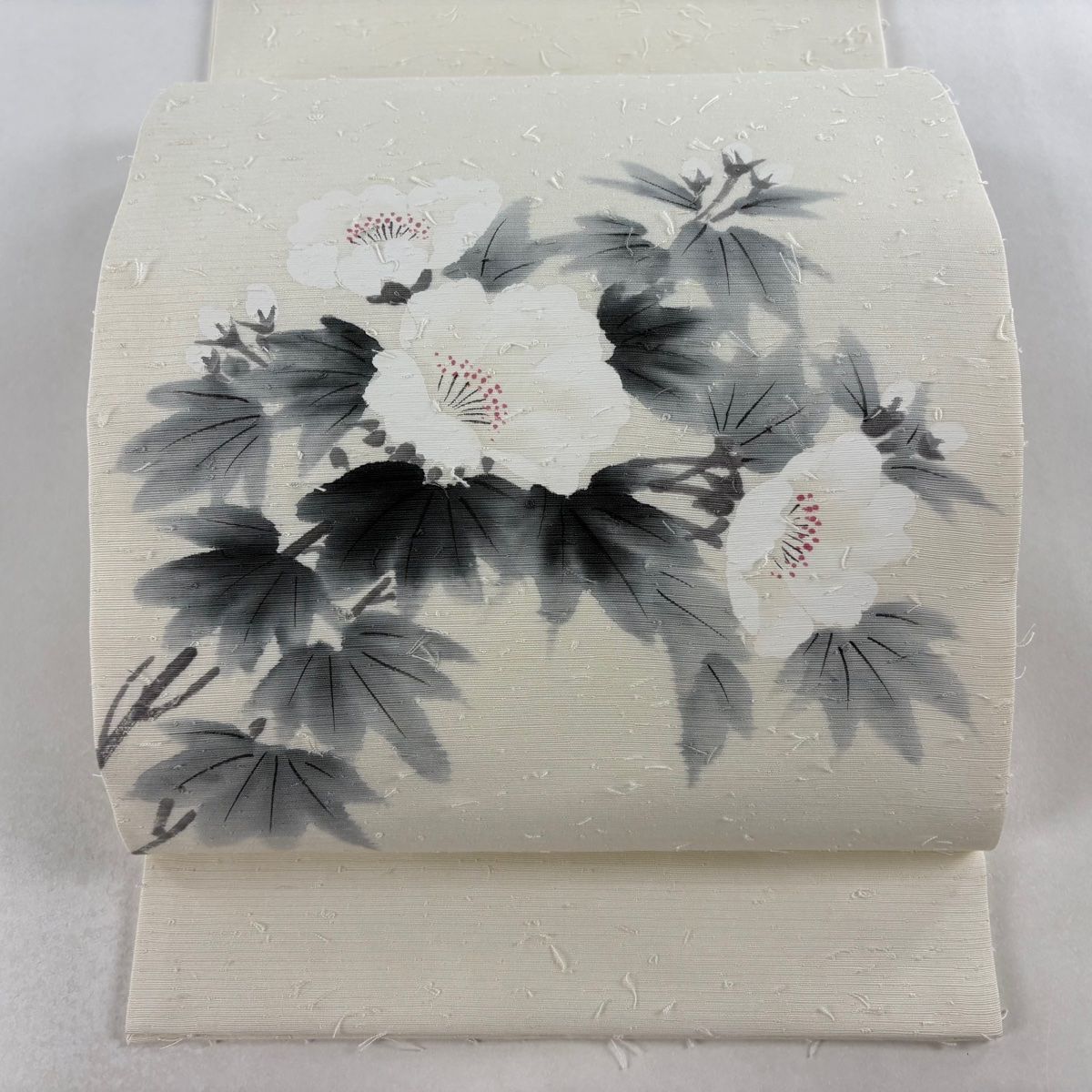 美品】 開き名古屋帯 優品 落款 紬地 鈴乃屋 枝花 クリーム 正絹