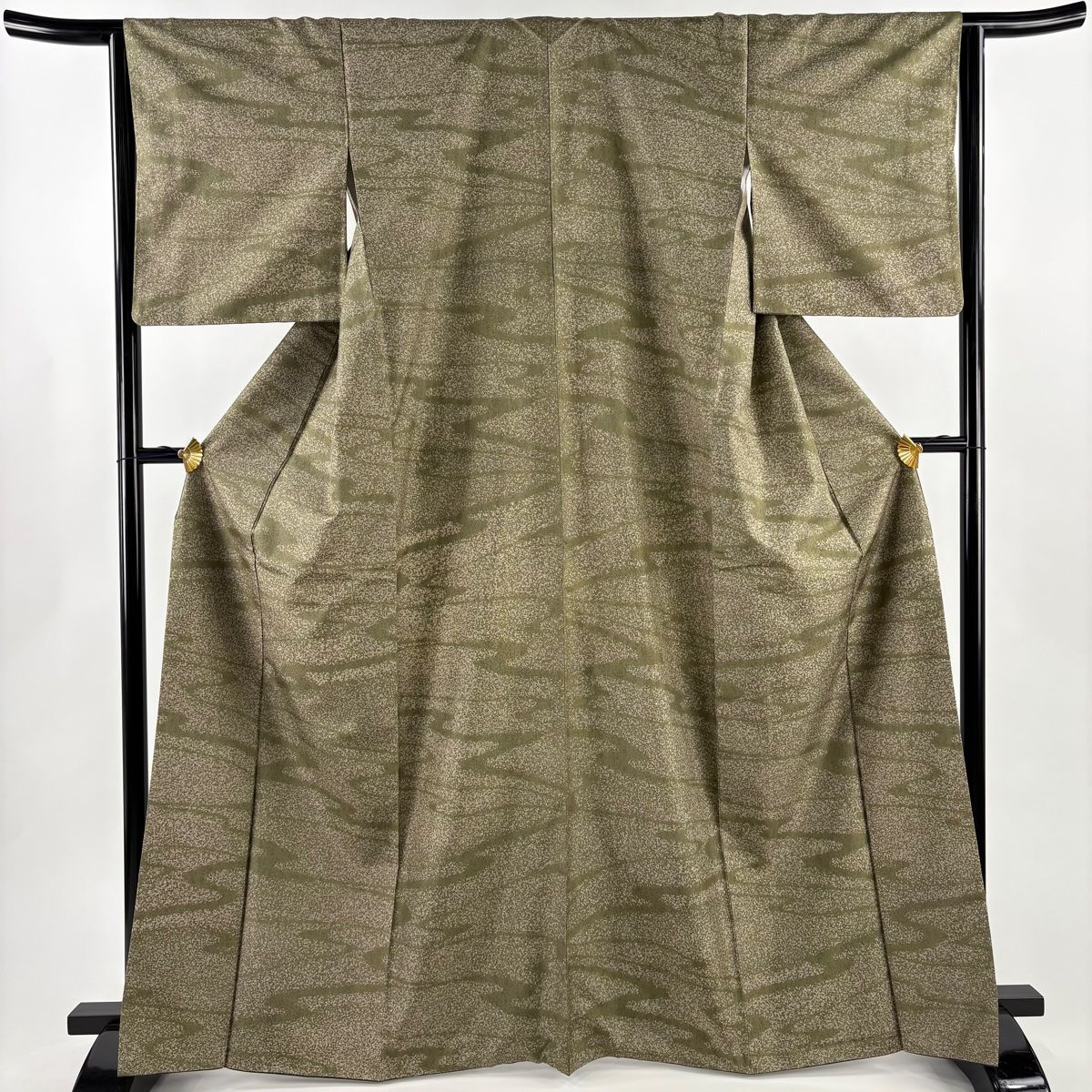 美品】 大島紬 身丈166cm 裄丈64.5cm M 袷 証紙 流水 幾何学 鶯色 正絹