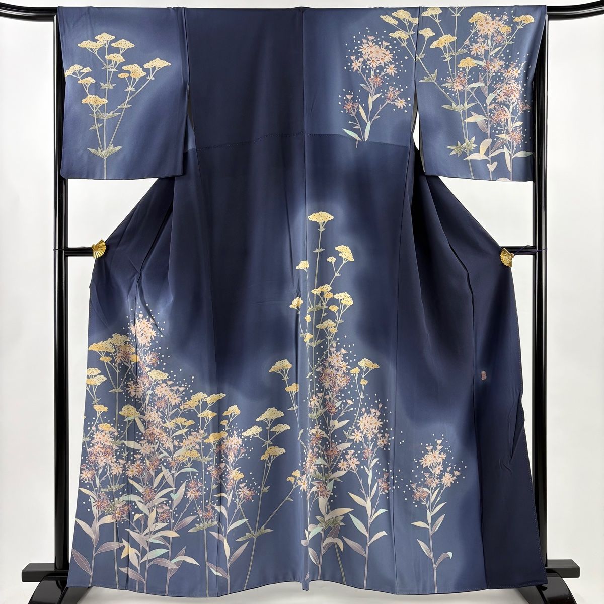 訪問着 身丈161cm 裄丈66cm M 袷 落款 女郎花 草花 紺色 正絹 名品