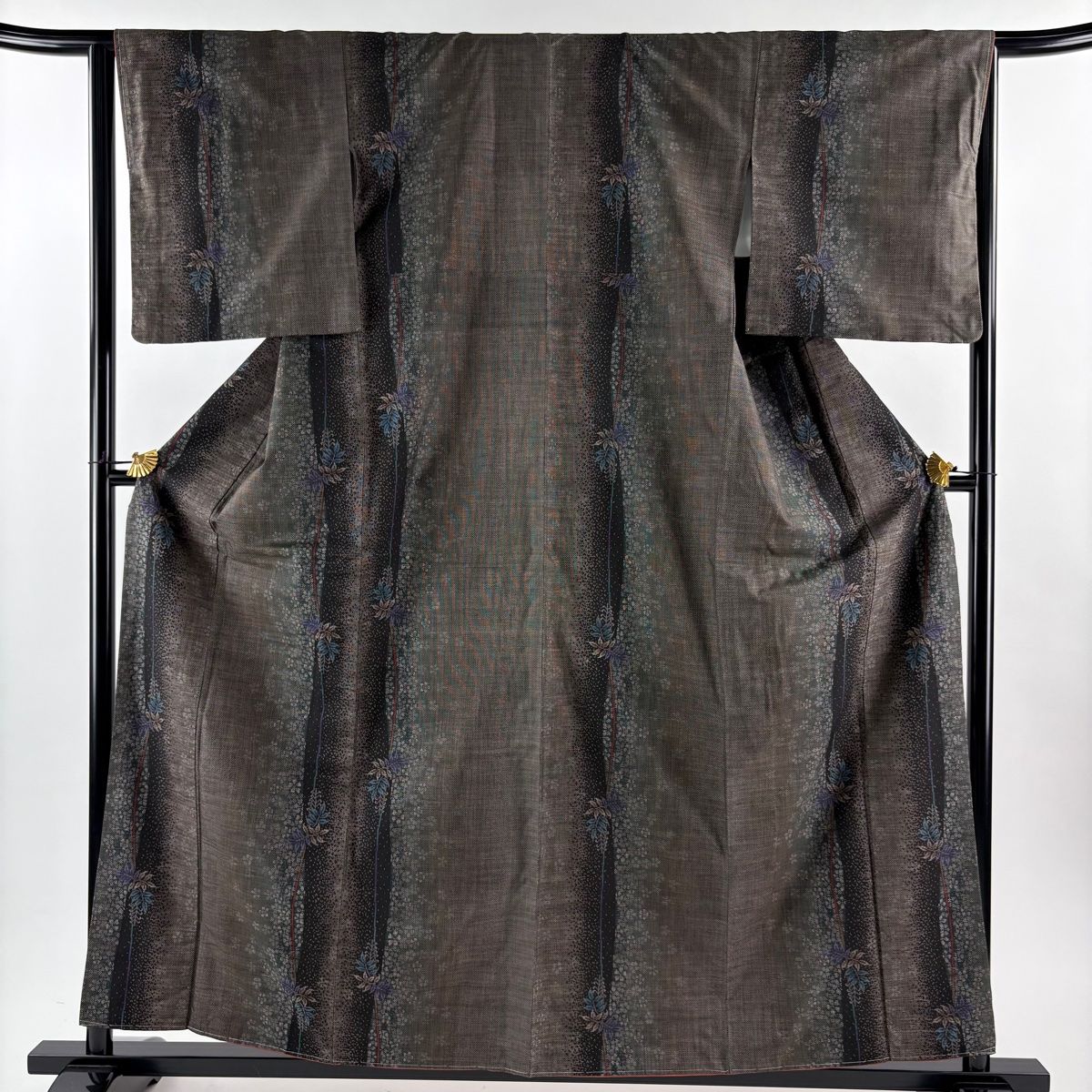 美品】 大島紬 身丈160cm 裄丈65cm M 袷 純泥染 やまと 証紙 葉柄 絣