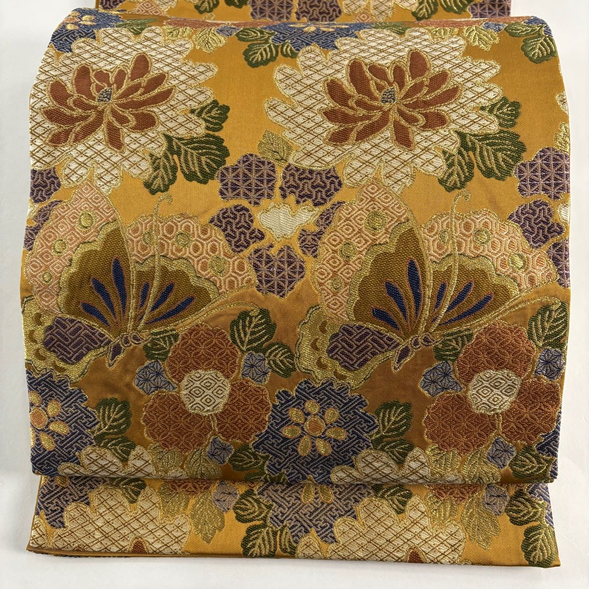 もぐもぐ出品 美品】 袋帯 秀品 草花 蝶 金糸 山吹茶色 六通 正絹 【】