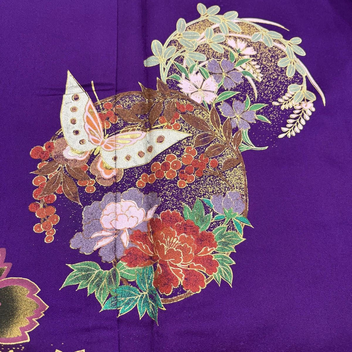 振袖 身丈160cm 裄丈64cm M 袷 蝶 花丸文 金彩 紫 正絹 秀品 【中古