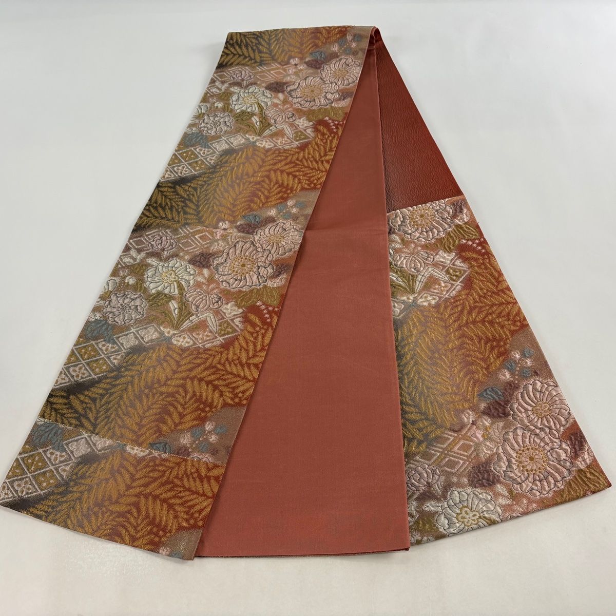 袋帯　格子模様　花菱　モール　金糸　銀糸　着物　084a p 美品】 袋帯 秀品 辻が花柄 花菱 金糸 ラメ 茜色 六通 正絹 【中古